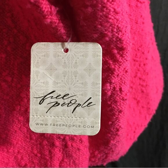 Free People NWT Found My Friend Sweatshirt Size M - Picture 8 of 11